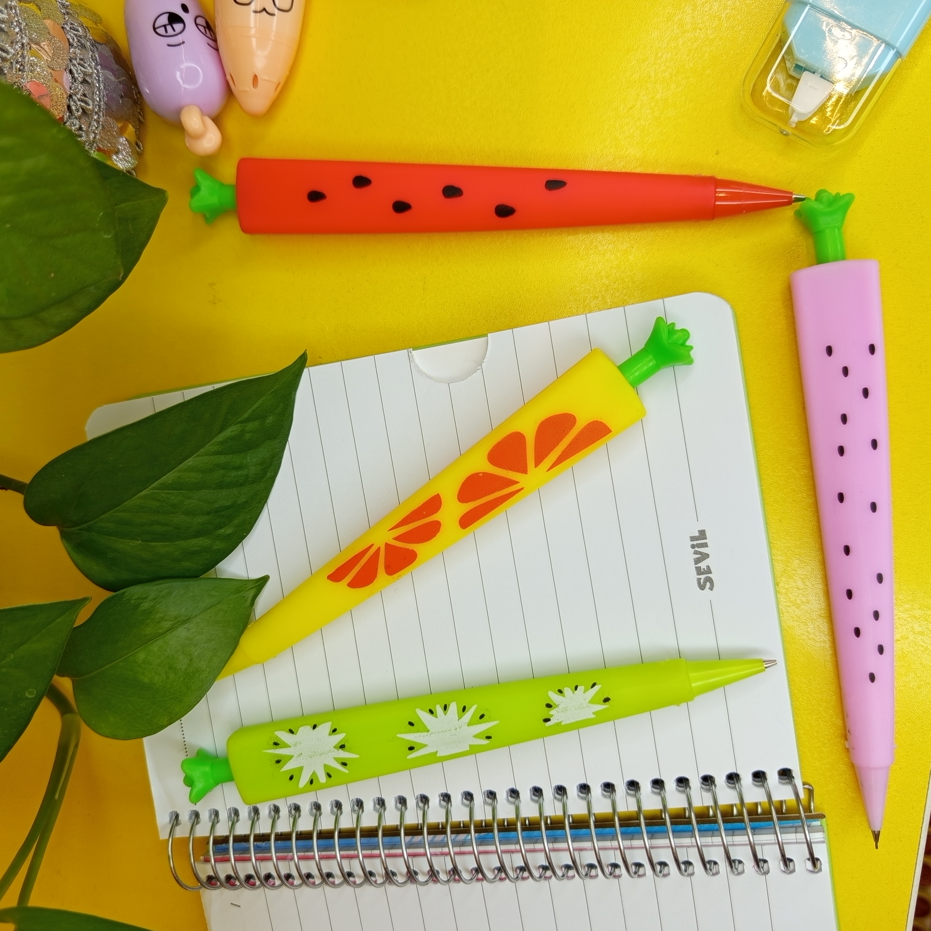 اتود میوه ای